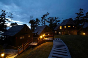 Отель Middle Beach Lodge  Тофино